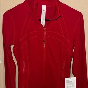 Women’s lululemon cropped define Red Zip-Front Active Jacket